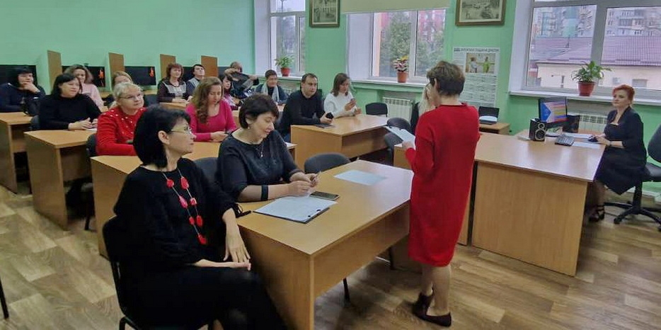 На базе еврейской школы прошел семинар-практикум для директоров школ города Днепр