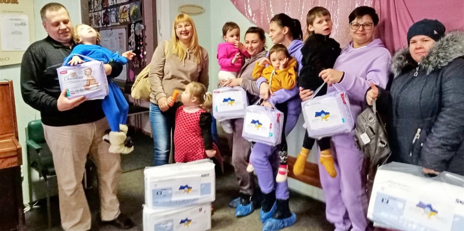 ФЕОУ передала подарки ОРЦ «Маале»