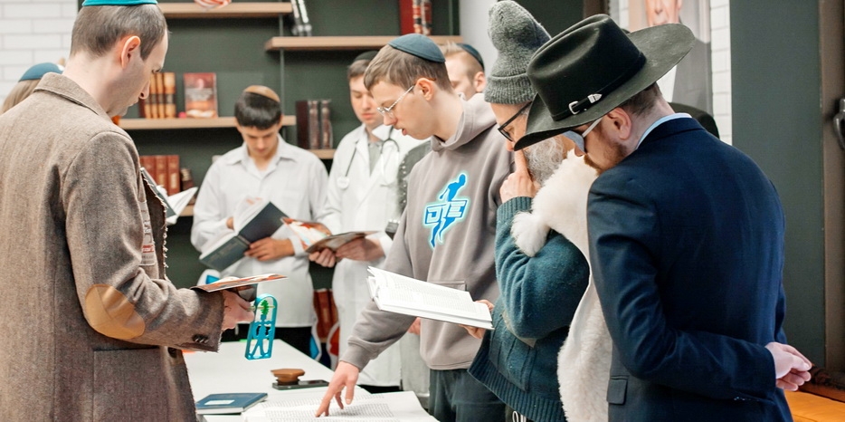 Пурим-5783: праздничный вечер в проекте «Stars Днепр»