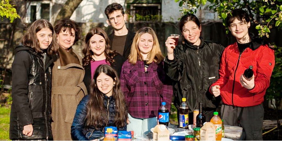 Костер и лагбаомеровские развлечения для старшеклассников еврейской школы