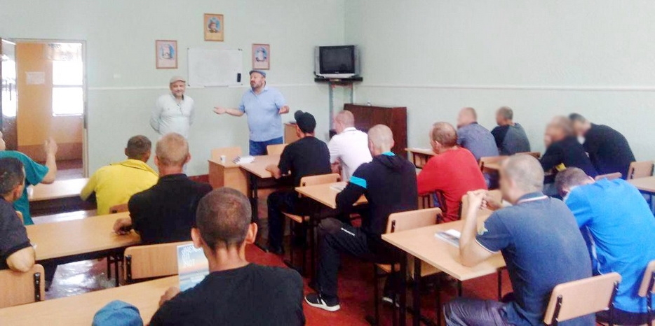 «Дерех а-Хесед»: оказание помощи и духовной поддержки людям в местах лишения свободы