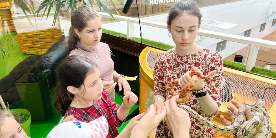 Темой дня лагеря стало «Еврейское воспитание»