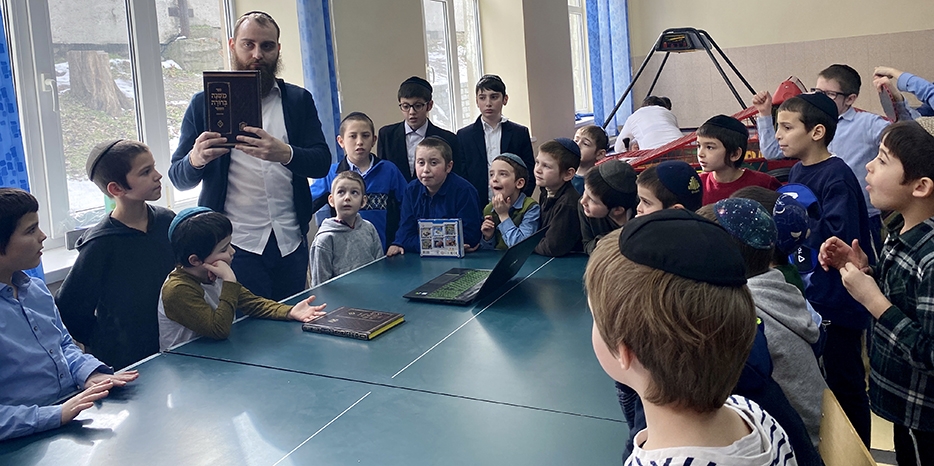 Еженедельная лотерея для участников программы «Авот уБаним»