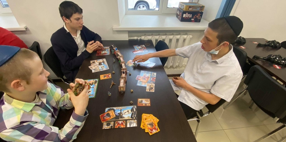 В пансионе для мальчиков прошел чемпионат по настольным играм