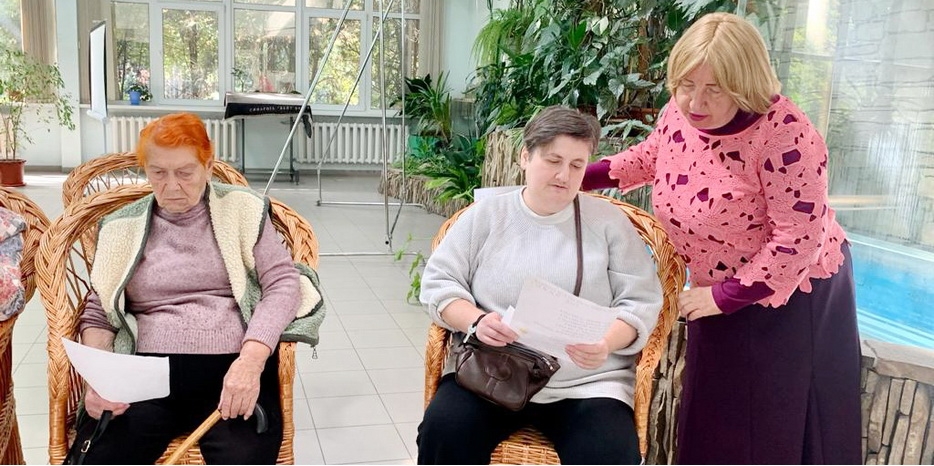 В Доме для пожилых людей начали подготовку к праздникам месяца Тишрей