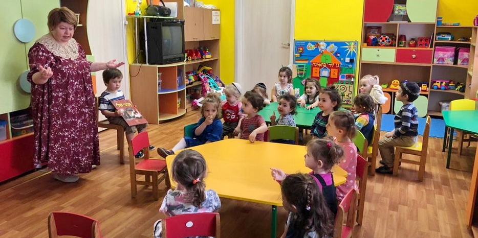 В ясельках «Илана» отметили Гимель Тамуз