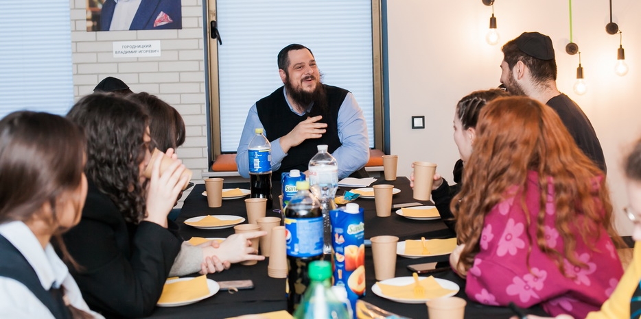 Рош Ходеш Адар-алеф в проекте LIT от STL