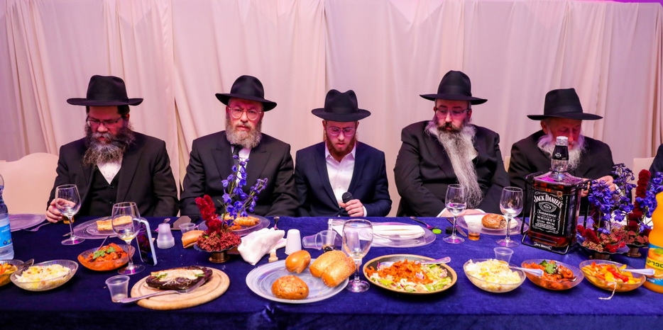 В Израиле прошла помолвка Менди Вебера и Шеви Канелски