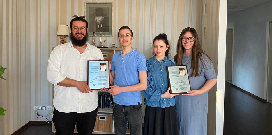 «Бейт Хабад леисраелим» поздравляет дипломированных врачей!