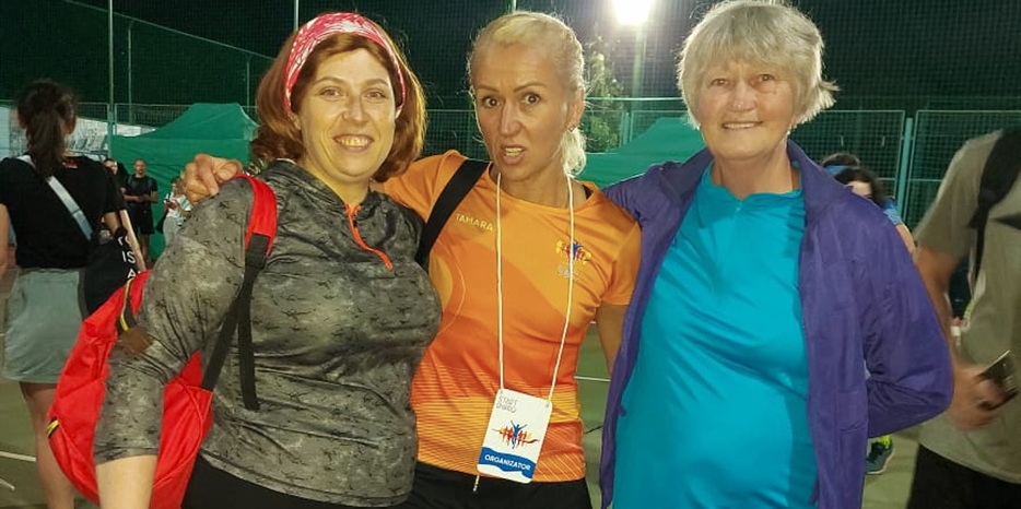 Двора Фурлендер приняла участие в легкоатлетических соревнованиях «10k Night Run»