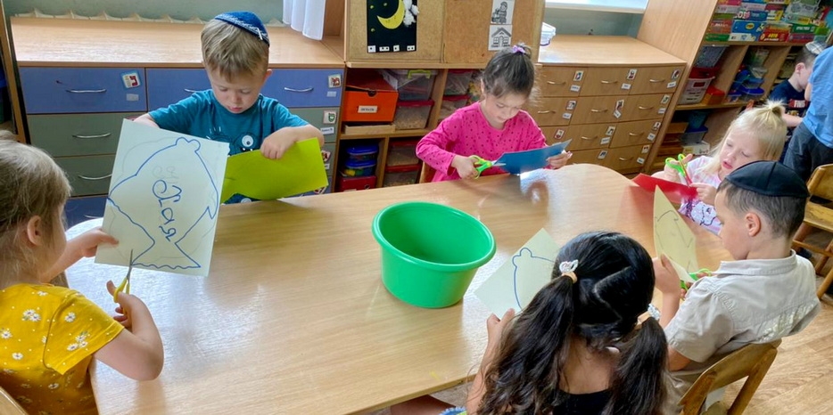 В «Бейт Циндлихт» изучали птиц и рыб