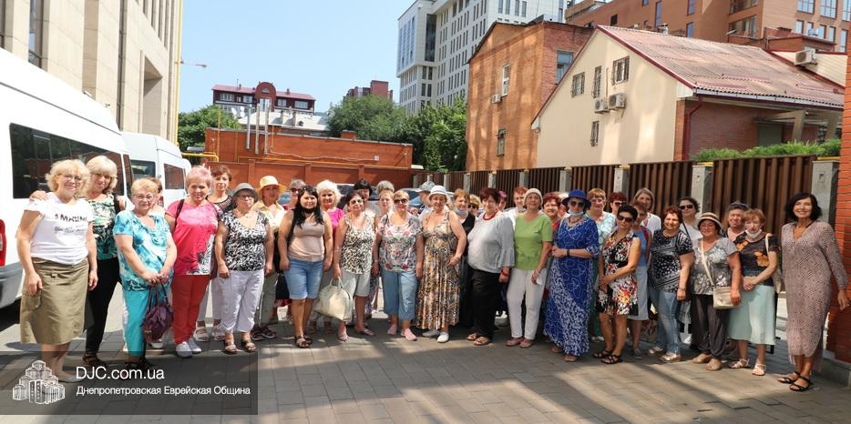 Подарки к Рош А Шана волонтерам программы «Call центр»