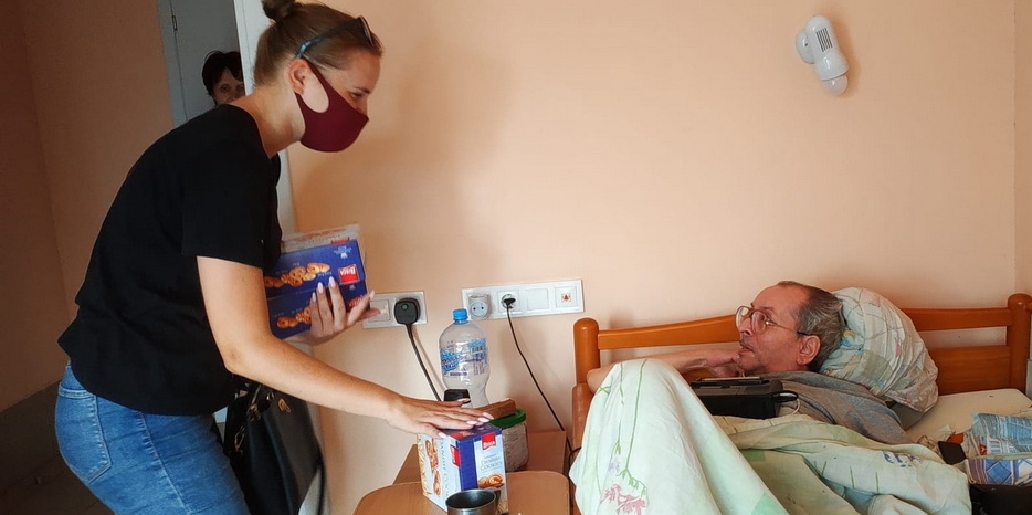 Рош А Шана 5782: «Тиккун Олам» с волонтерским визитом посетил гериатрический пансионат