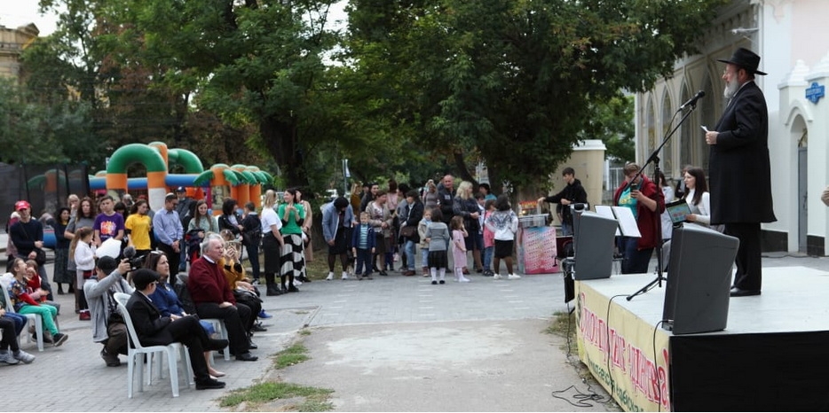 Благодаря поддержке Еврейской общины Днепра в Николаеве прошел большой праздник на Суккот