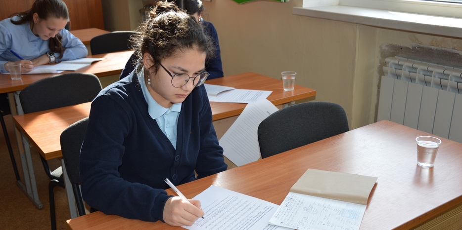 В еврейской школе состоялся областной этап Всеукраинской ученической олимпиады по языку иврит и еврейской литературе