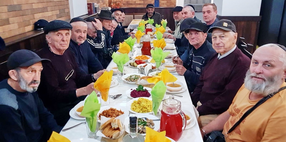 Благодаря Еврейской общине Днепра прошли тридцать восемь фарбренгенов в честь поднятия души не только по всей Украине