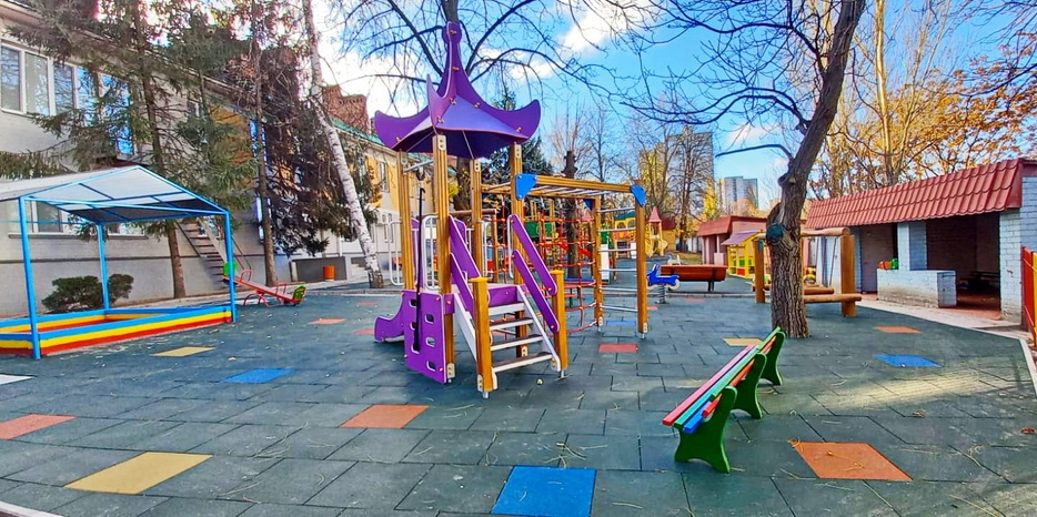 «Бейт Циндлихт» выражает огромную благодарность Еврейской общине Днепра за реконструкцию всех детских площадок садика