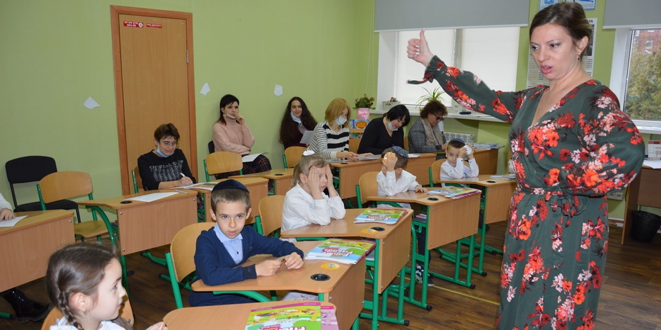 В Еврейской школе Днепра прошла серия открытых уроков
