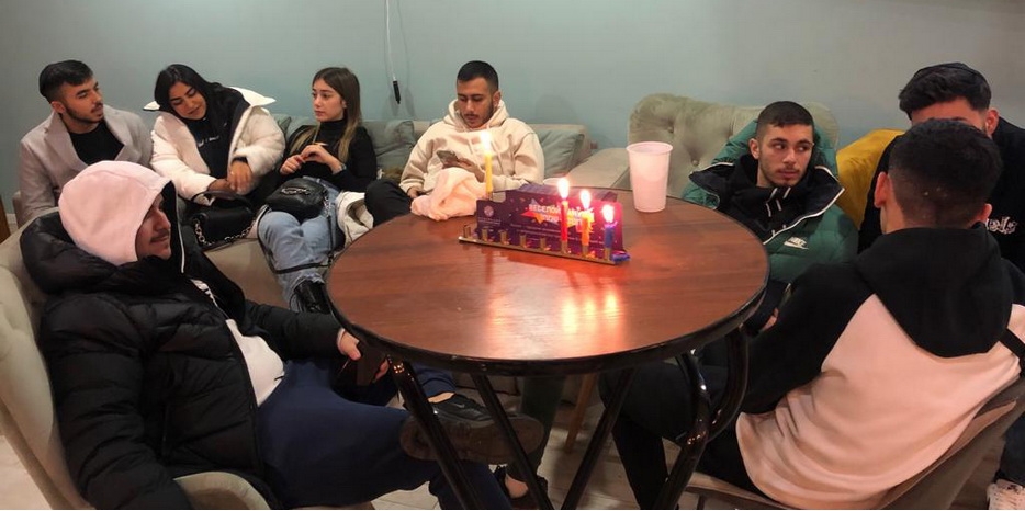 Ханука 5782 в Днепре: В «Бейт Хабад леисраелим» продолжают активно праздновать Хануку