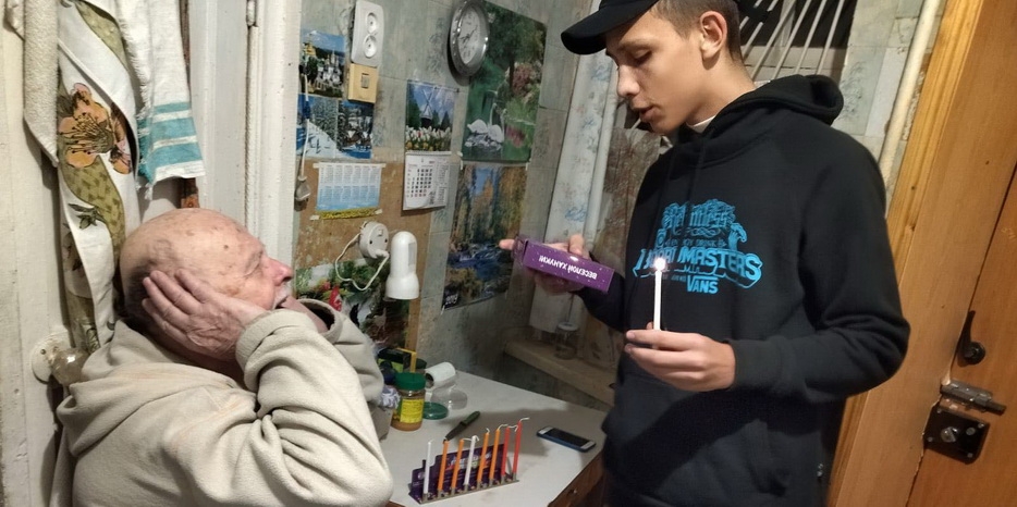 Ханука 5782 в Днепре: «Распространение ханукального света» –увеличение количества света в еврейских домах
