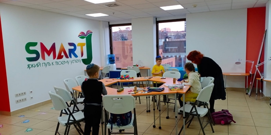 Ребята в проекте «Smart J» изучают мир на модуле «На грани наук»