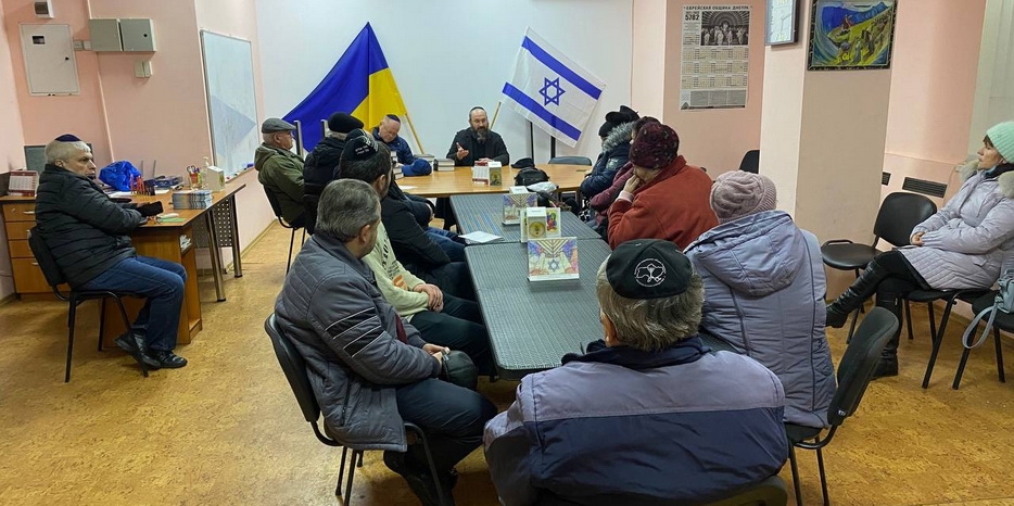Благодаря поддержке Еврейской общины Днепра в Новомосковске проходят регулярные уроки