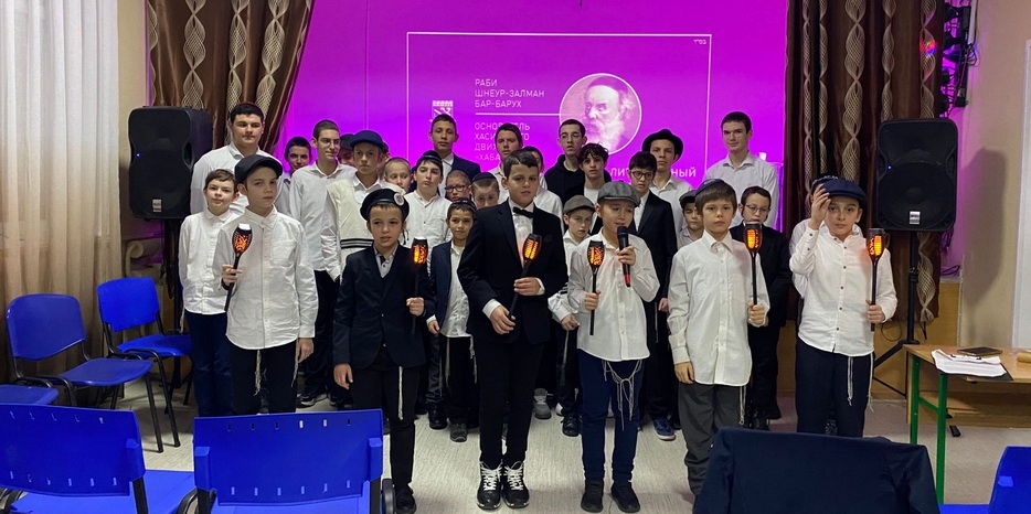 К 24 тевета в иешиве-ктане прошел литературный вечер «Зажги свечу своей души»