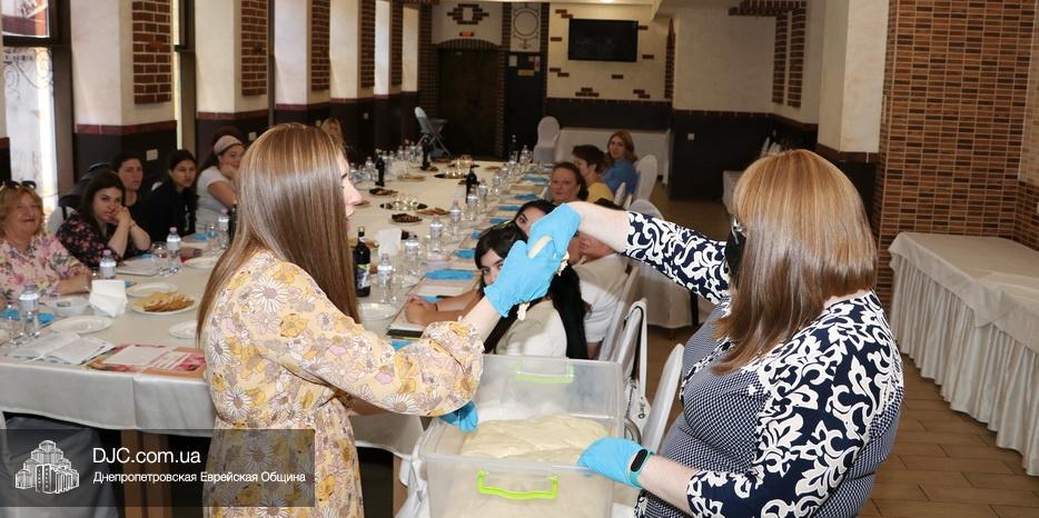 В Днепре прошло женское мероприятие в честь Дня Ребе и Рош Ходеша Тамуз