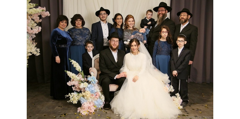 Поздравляем с Хупой семьи Вирин и Байтман