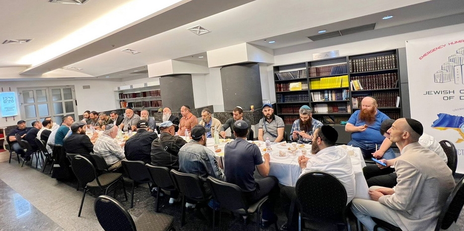 В Днепре прошел мужской фарбренген в честь 12-13 тамуза