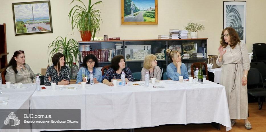 Прошло второе занятие для еврейских женщин из цикла уроков «Строим Храм Вместе!»