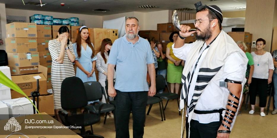 Трубление в шофар в «Хеседе Менахем»