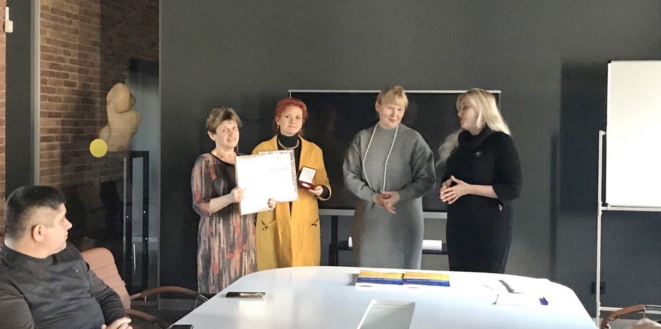 Педагогический опыт еврейской школы Днепра был оценен золотой медалью!