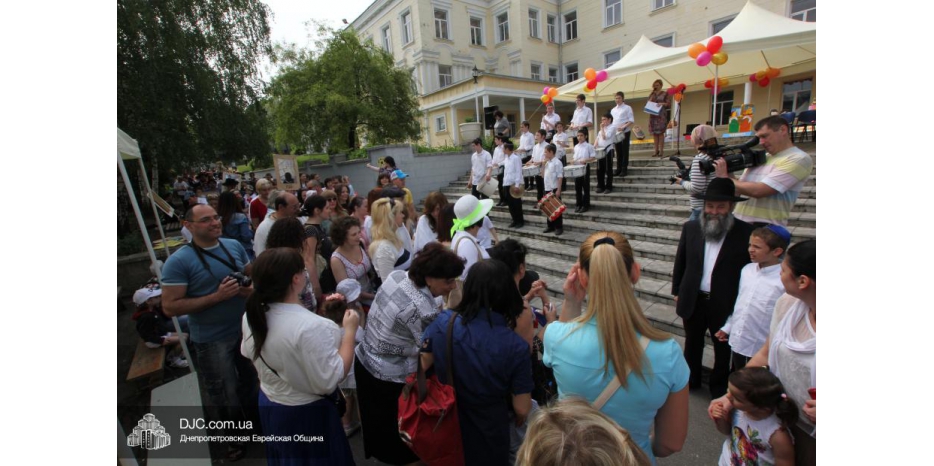 Лаг Ба Омер: грандиозный праздник в еврейской школе для прихожан днепропетровской общины