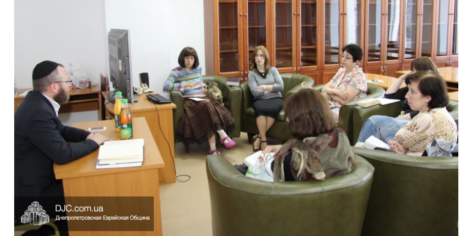 «Мидрешет нес» начала ежедневные женские уроки