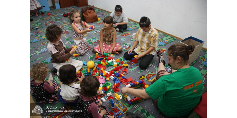 В «Kids Zone» прошел фарбренген в честь Рош Ходеш месяца Ав