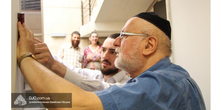 Ханукат а-Байт в бильярдной «Liber»