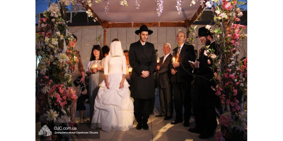 В Днепропетровске прошла Хупа для Рахель Рудовской и Давида Ариэля Шапиро