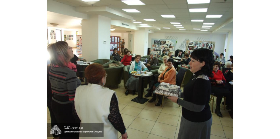 «Баалей Тшува» – праздничное заседание в преддверии Хануки!