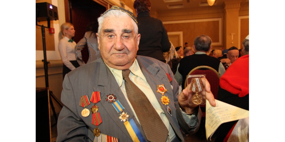 Белорусская медаль – украинскому еврею-ветерану