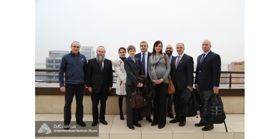 Военно-дипломатическая миссия Канады посетила еврейскую общину