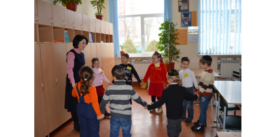 День отрытых дверей в еврейской школе для будущих первоклассников и их родителей
