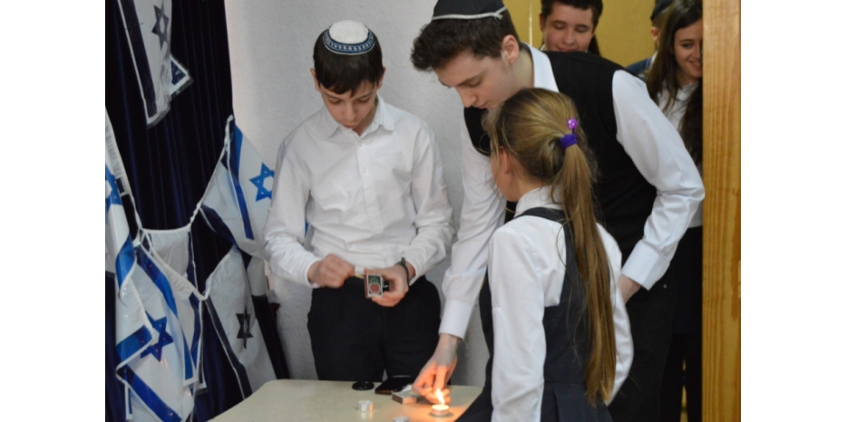 В еврейской школе прошли мероприятия к Йом а-Зикарон и Йом Ацмаут