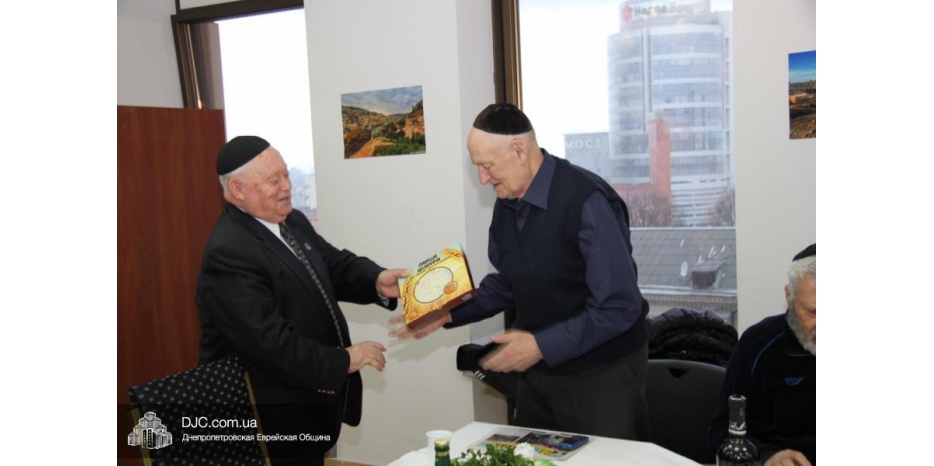 Ветераны спорта провели предпасхальное заседание