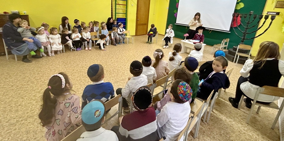 В «Бейт Циндлихте» детей познакомили с историей Юд Шват