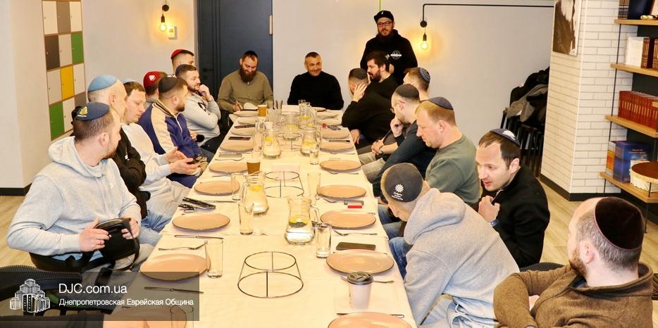 Особенный гость на уроке в «Menorah community»