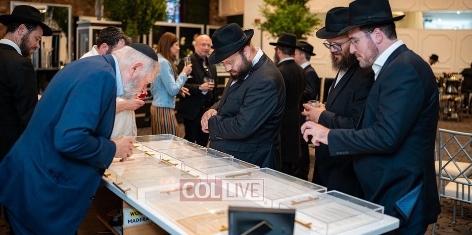 Уникальные рукописи Ребе были представлены на мероприятии JEM