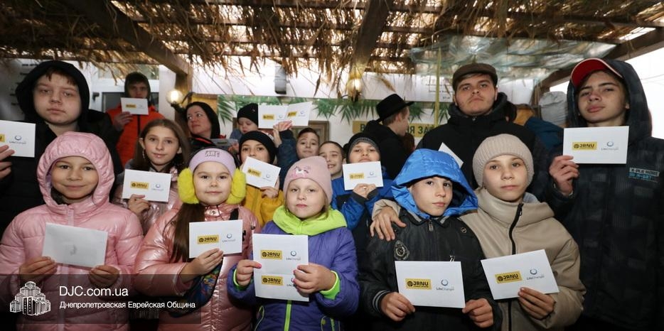 Сертификаты на продукты в праздник Суккот: забота и единство для семей общины