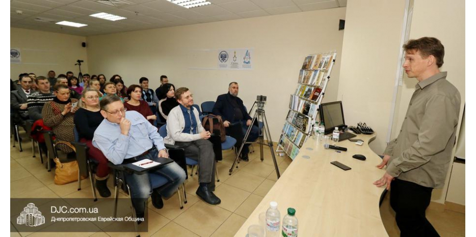 Вячеслав Лихачев рассказал в «Ткуме» о «Яд Вашем» и израильской модели памяти о Холокосте