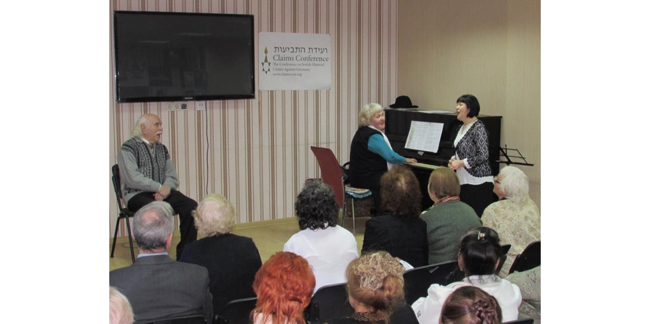 Творческий вечер в честь Дня рождения Владимира Рогового прошел в Хеседе